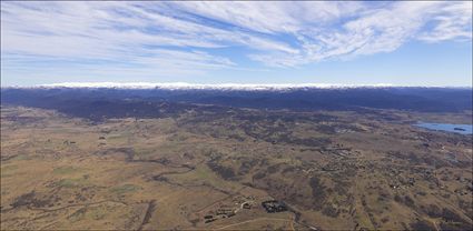 Jindabyne - The Snowy Mountains - NSW T (PBH4 00 10066)